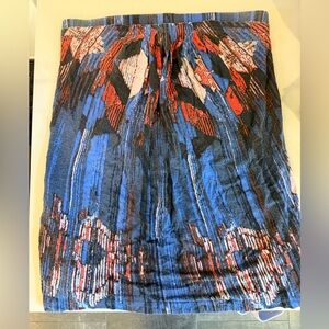 Silence + Noise Blue and Red Abstract A-Line top